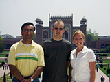 B-E-T students in front of the Taj Mahal