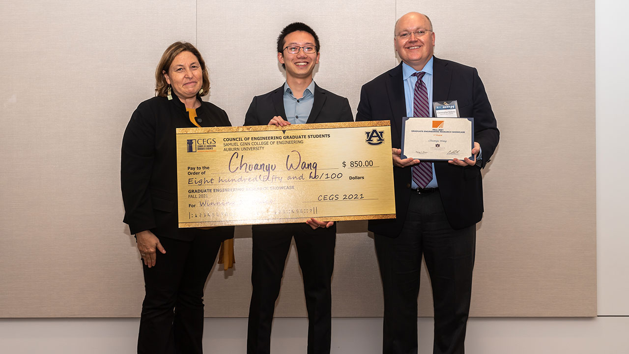 Chuanyu Wang and his project, "Profiling Tumor Cell-Derived Exosome Using On-Chip Nanoplasmatic Sandwich Immunoessay for Cancer Diagnoses and Immune Checkpoint Therapy," won the 2021 Graduate Engineering Research Showcase.
