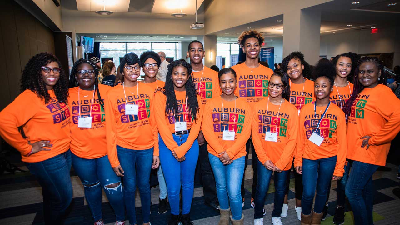 Participants gather at the fall 2019 STEM Preview Day, the last time the event was held in-person.