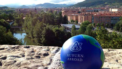 /images/_wide/auburn-abroad-wide.jpg