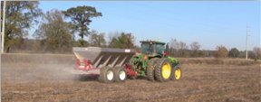 fertilizer and litter spreader