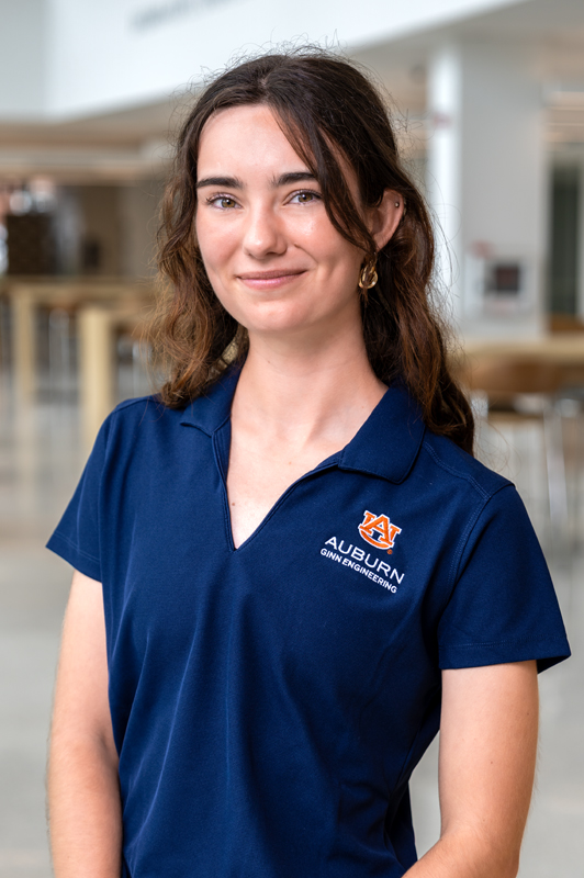 Hannah Dyal headshot