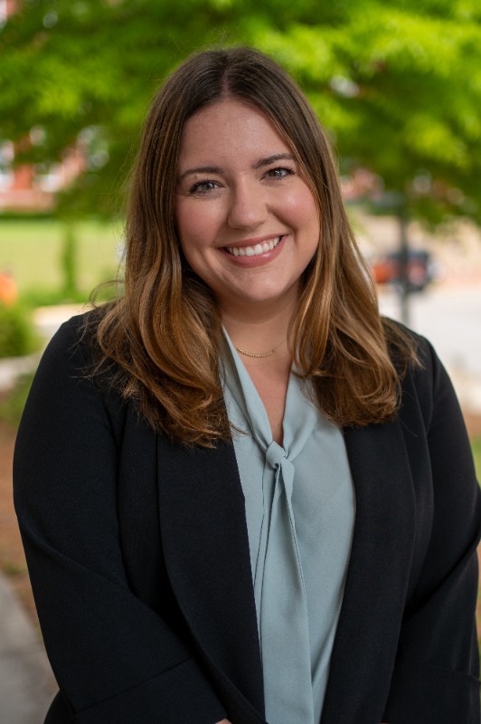 Hope Simmons Headshot