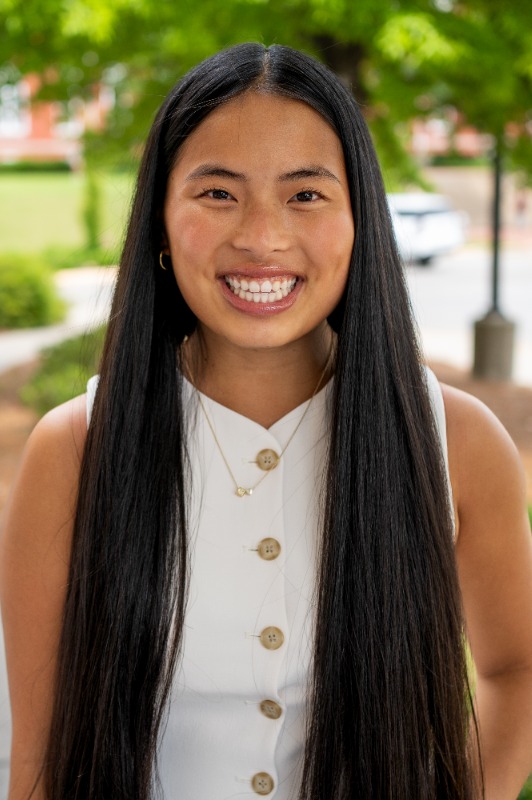 Grace White Headshot
