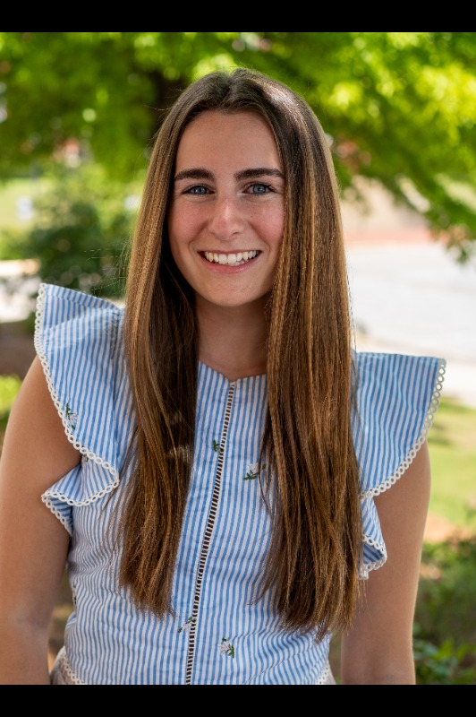 Kailee Foutz Headshot