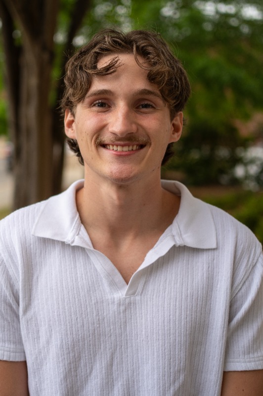 Robbie Upton Headshot