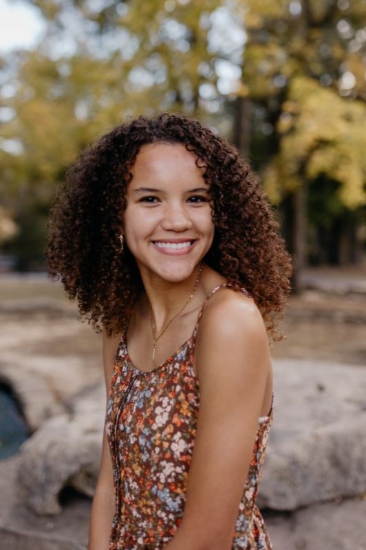 Riley Chichester headshot