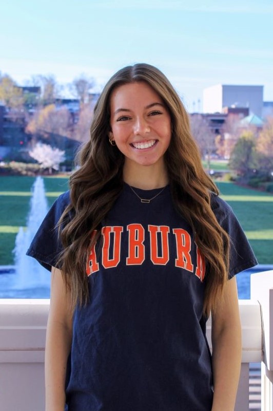 Hannah Frattini headshot