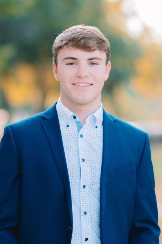 Parker Story headshot