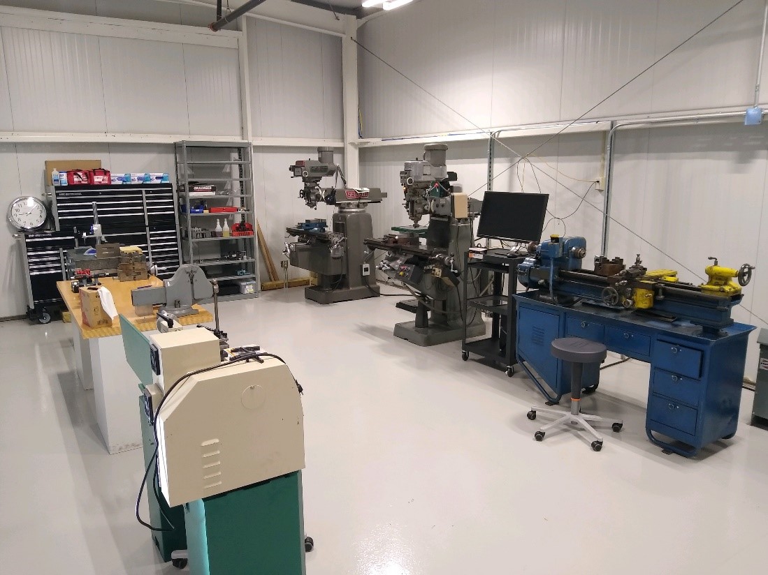 Manual Mills, Lathes, Saws, Grinders, Polishers, and Sand Blasters