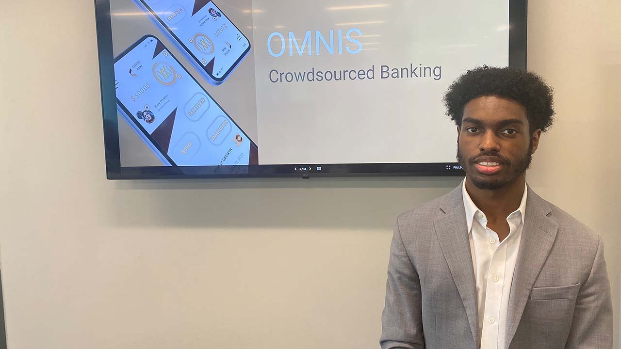 Zakariya Veasy, a computer science and software engineering major, developed a crowdsource banking platform for the Tiger Cage competition.