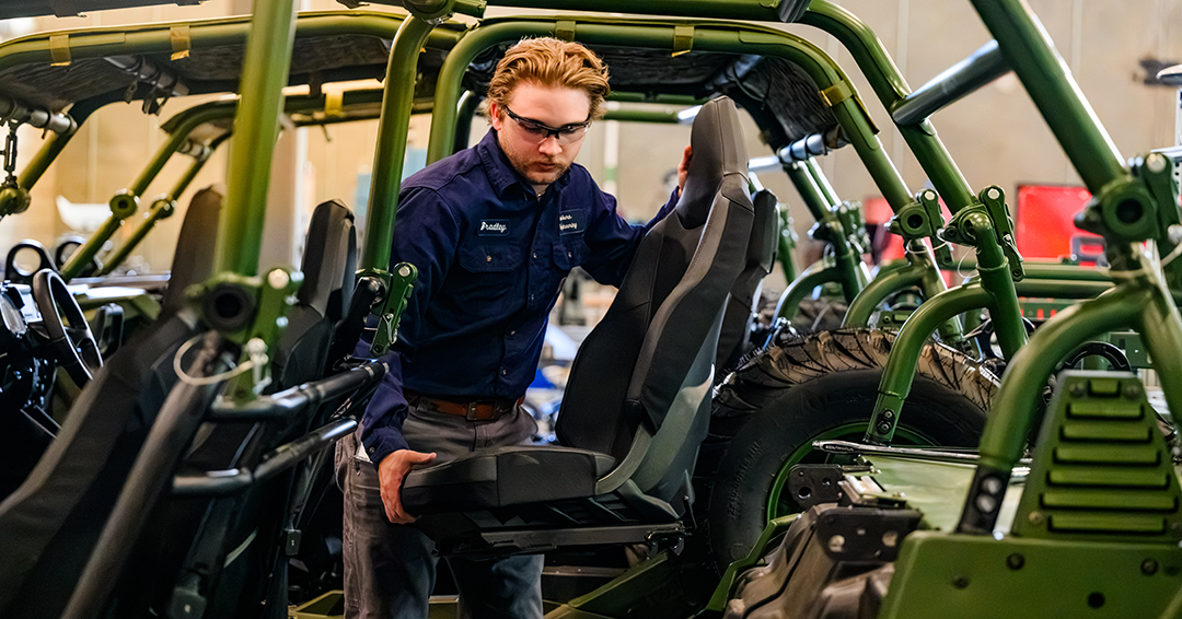 The project, Mission Command Integration Module–XL (MCIM-XL), will create a commander’s communications suite built from the ground up for the Polaris MRZR-Alpha 4, unifying disparate radios, antennas, satellite links and digital gear into a compact, durable system.