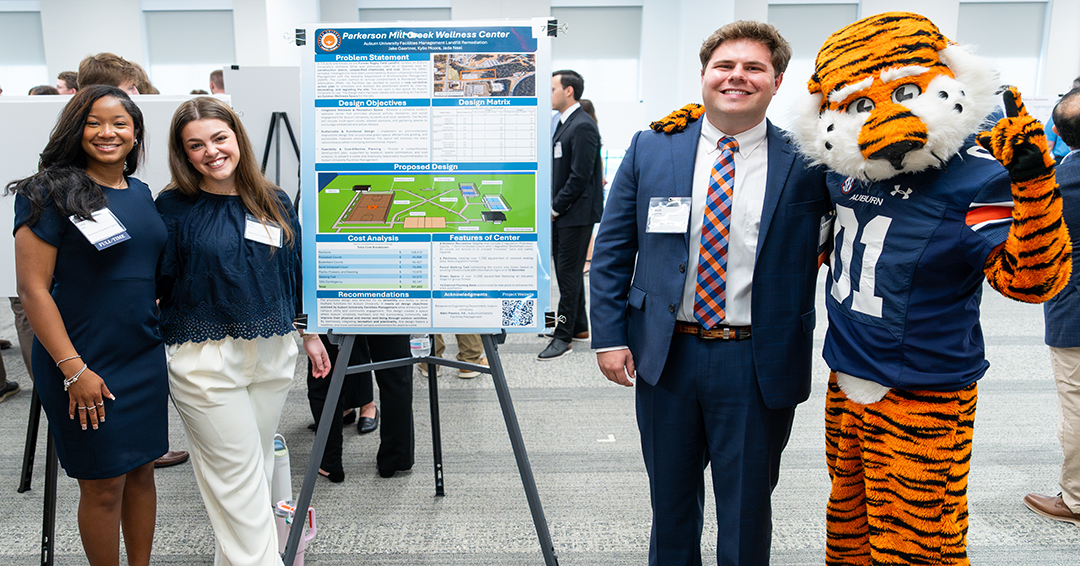 The Capstone Design Showcase and Graduate Engineering Research Showcase allows students to present their research, poster style, before judges, faculty and peers.