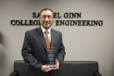 Pradeep Lall with the 2016 Alexander Schwarzkopf Prize for Technological Innovation.