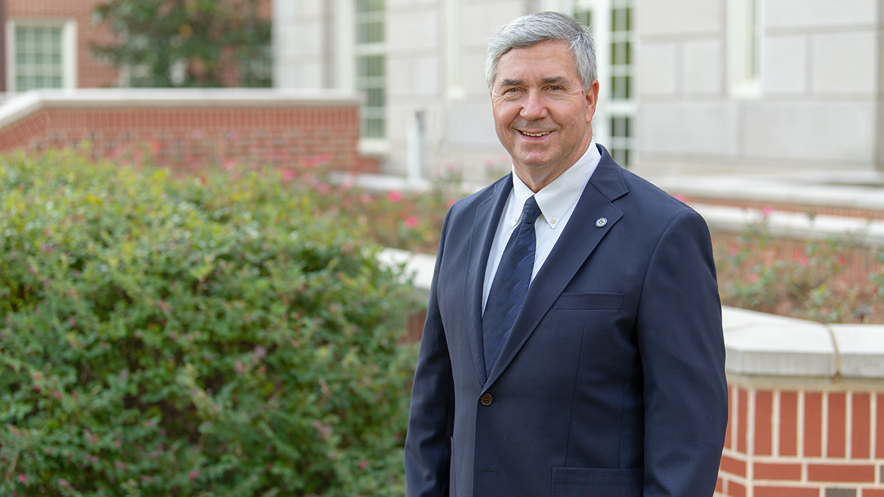 Glynn Cavin is the new director for Auburn Engineering Online and Continuing Education